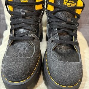 Brand New Dr Martens Zuma Hiker Platform Boots Black and Yellow Lace-Up Boots